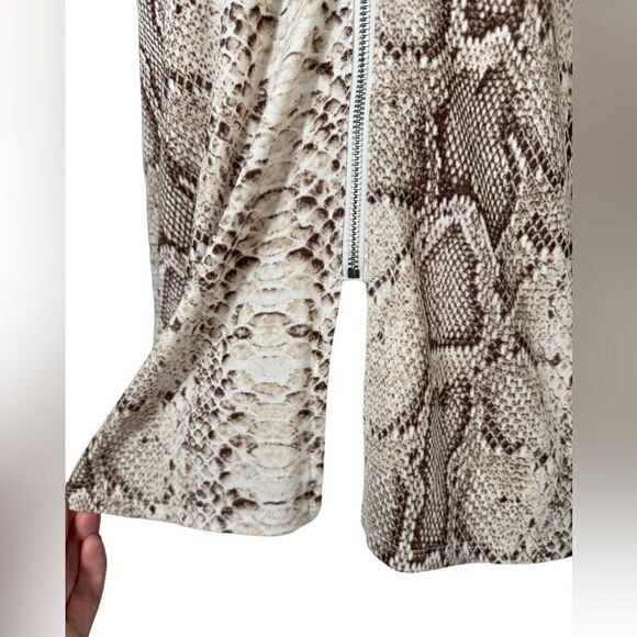 Bar III Brown Snakeskin Print Keyhole Tank Top - Picture 4 of 6